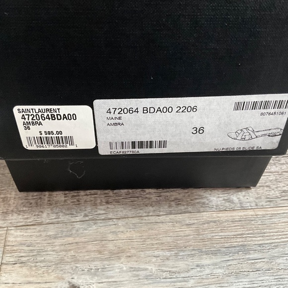 Saint Laurent neutral flat slides - Picture 4 of 9